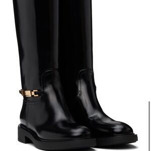 BRAND NEW Black and sleek designer leather riding boots